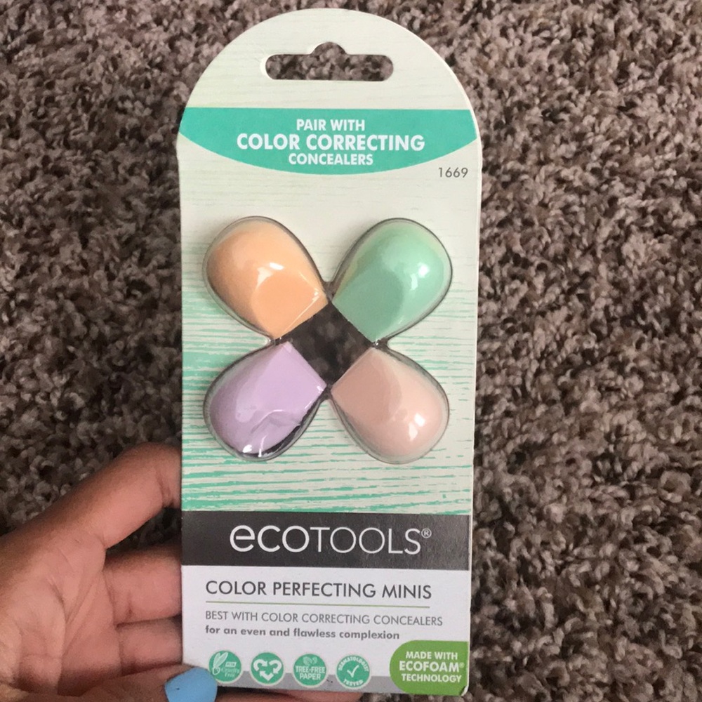 Eco tools color correcting sponges